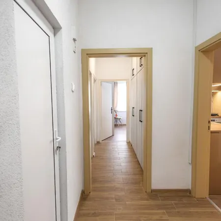 Apartament Cozy 2br By The Sea Garden